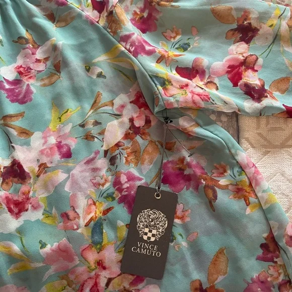 Vince Camuto Floral Blouse - Pink and light blue, NWT, size XL. - Picture 8 of 8